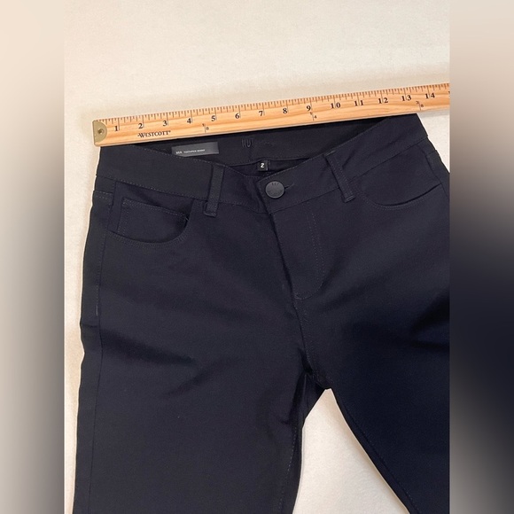 MIA Toothpick Skinny Jeans with Streamlined Silhouette Black Size 2 - Picture 7 of 13